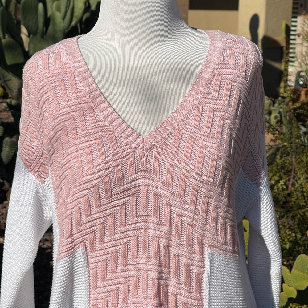 BCBGENERATION SWEATER - Picture 2 of 6